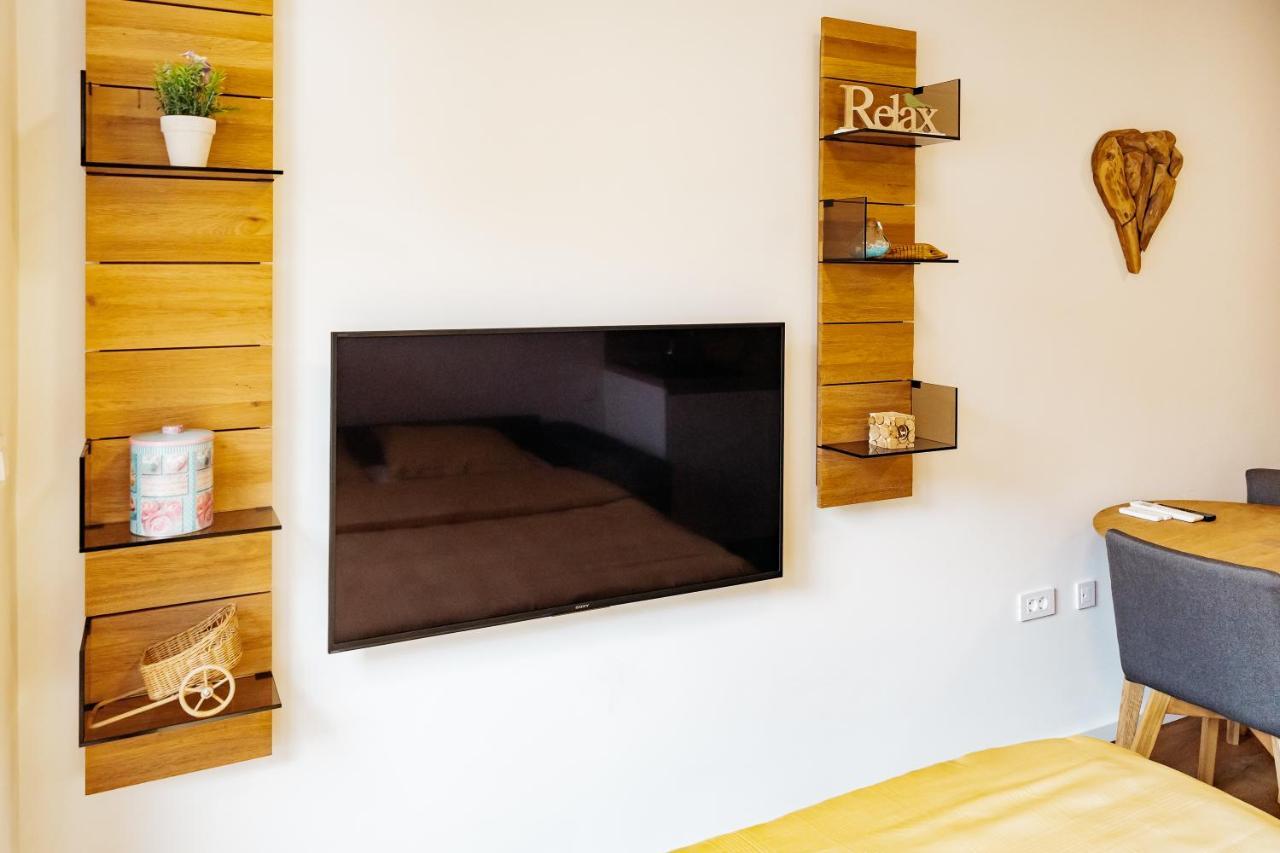 Woody - Comfy Apartment In Siska Laibach Exterior foto