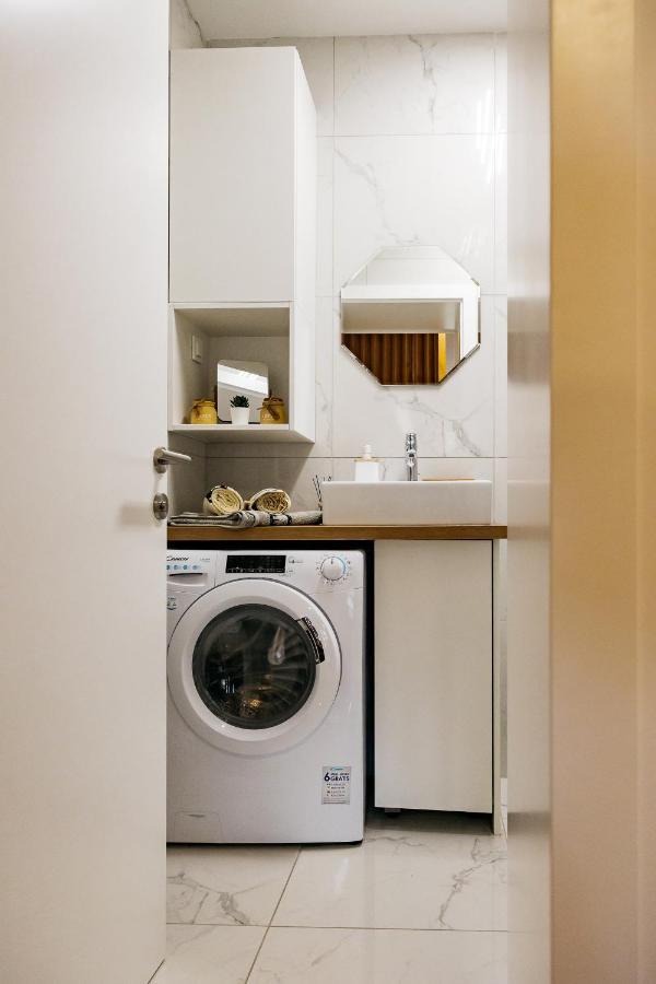 Woody - Comfy Apartment In Siska Laibach Exterior foto