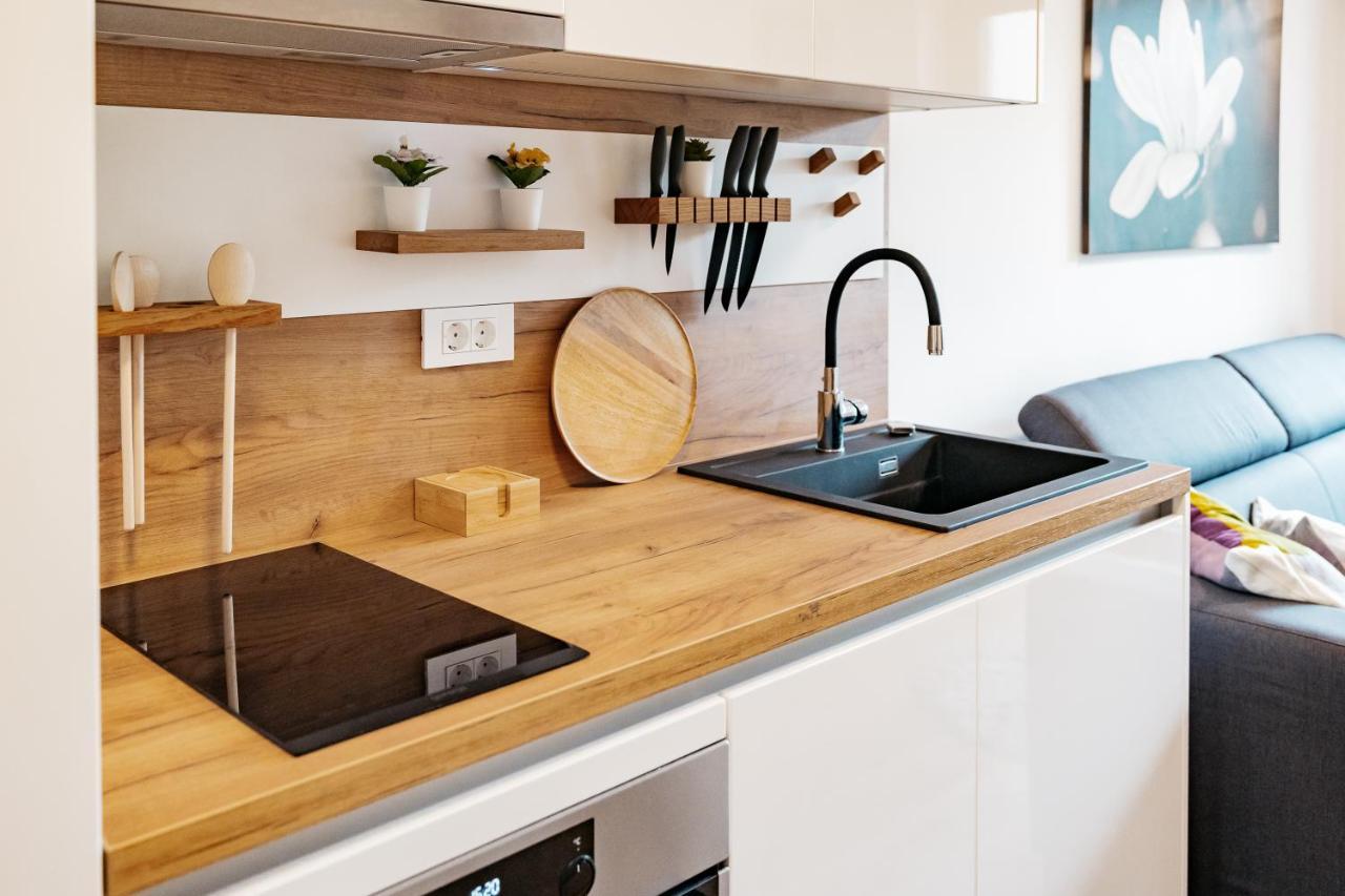 Woody - Comfy Apartment In Siska Laibach Exterior foto
